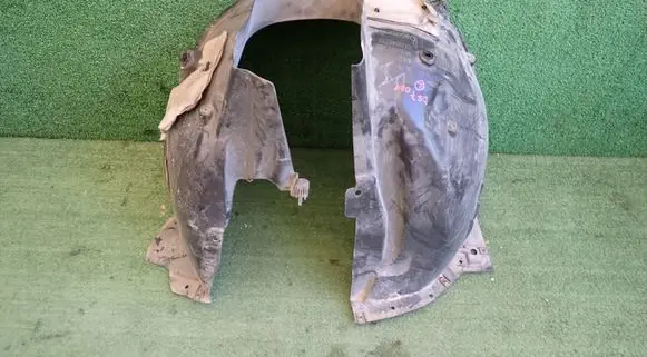 Citroen DS7 Crossback Front wheel arch liner splash guards 9822313680