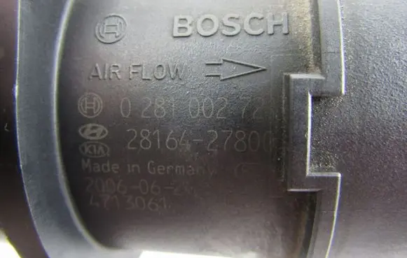 Hyundai Santa Fe Mass air flow meter 028100272