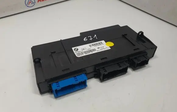BMW X3 F25 Central body control module 9304587 61359304587