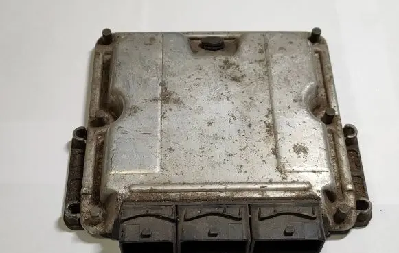 Renault Laguna II Engine control unit/module 8200164156 28SA5200 0281010297