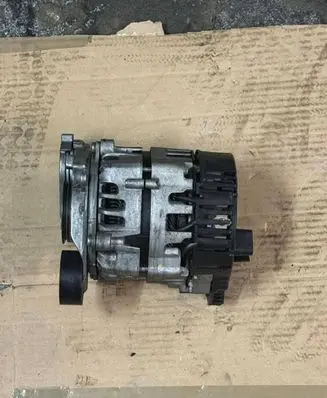 Audi Q5 SQ5 Generator/alternator 04L903018A 2724104D