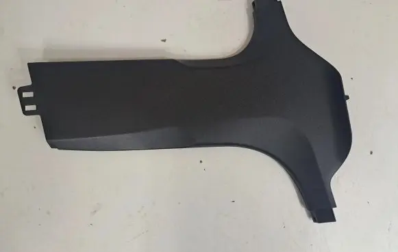 BMW 5 G30 G31 (B) pillar trim (top) 7384530