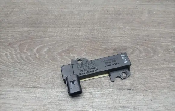 Volvo XC70 Aerial antenna amplifier 6G9115K603KB