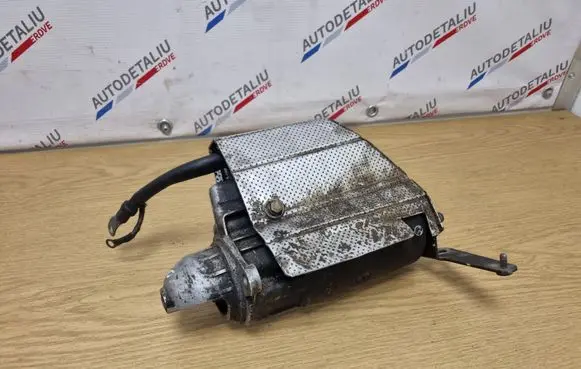 BMW 7 E32 Starter motor 1711263 1711403 12411711403