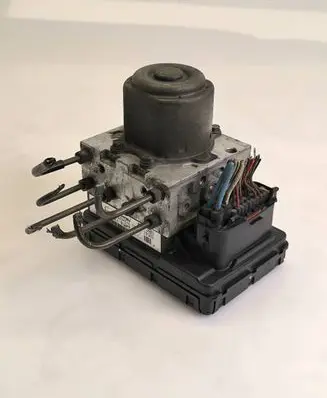 Toyota Corolla Verso E121 ABS Pump 8954113040 4451013070 FBD0410297