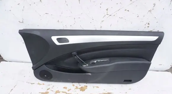 Citroen DS5 Front door card panel trim