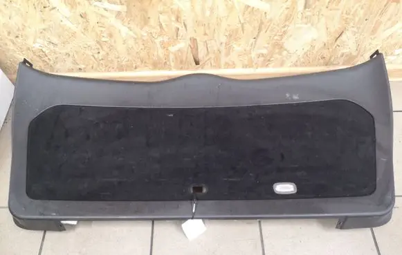 Mercedes-Benz ML W164 Tailgate/boot lid cover trim A1647401770 ZGS006
