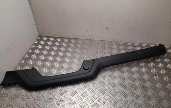 Nissan Primastar Radio/GPS head unit trim 681949884R