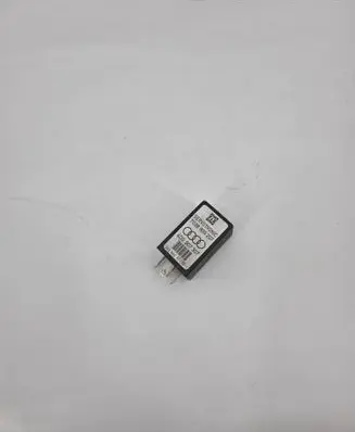 Audi A8 S8 D2 4D Other relay 7038900207 4D0907307