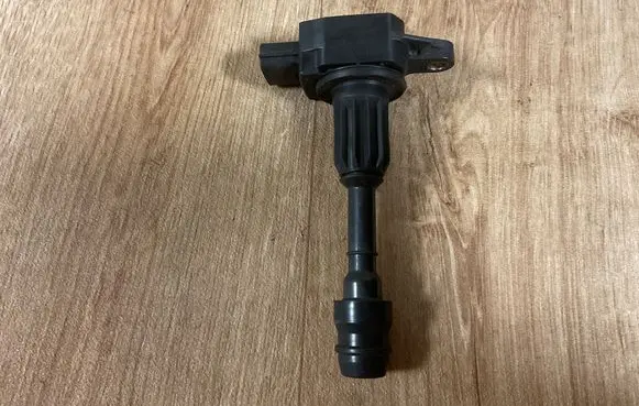 High voltage ignition coil