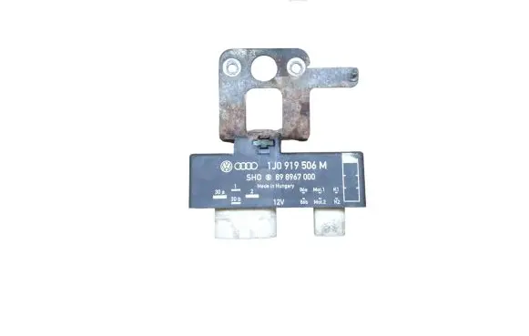 Skoda Roomster (5J) Glow plug pre-heat relay 1J0919506M 898967000