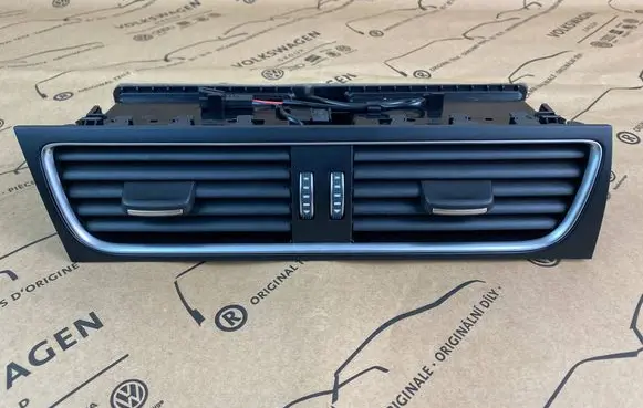 Audi A5 Sportback 8TA Dash center air vent grill 8T1820951E