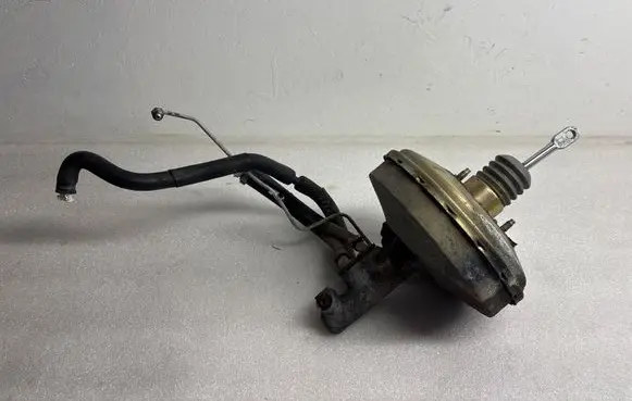 Alfa Romeo 145 - 146 Brake booster