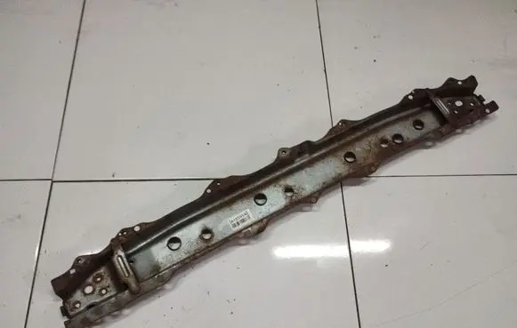Toyota Yaris Engine bonnet/hood lock trim molding 