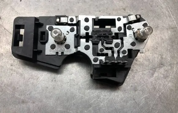 Audi A3 S3 8V Tail light bulb cover holder A3-8V