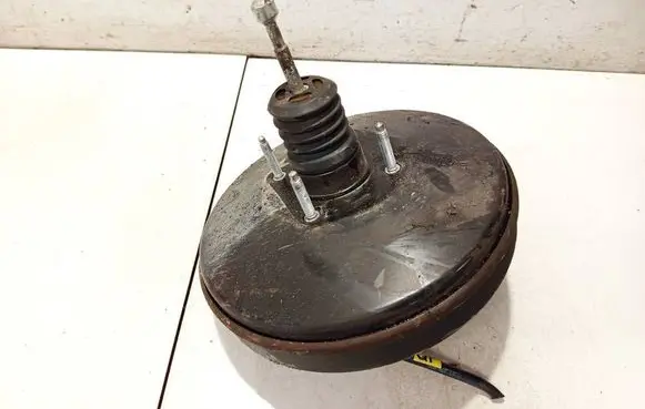 Opel Corsa D Brake booster 0204051133 55701940ab