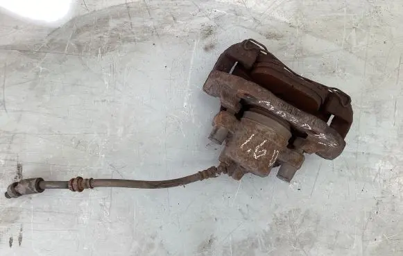 Mazda 3 I Front brake caliper