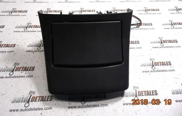 Mercedes-Benz E W211 Ashtray (rear) A2116800450