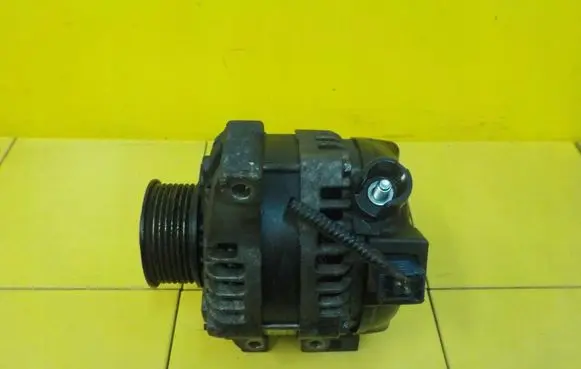 Honda CR-V Generator/alternator 1042101140 104210
