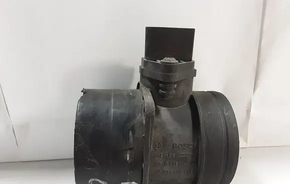 Audi A4 S4 B7 8E 8H Mass air flow meter 0281002461 074906461B