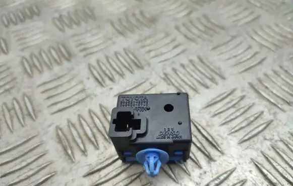 Lexus RX 450H Other control units/modules 8665248020