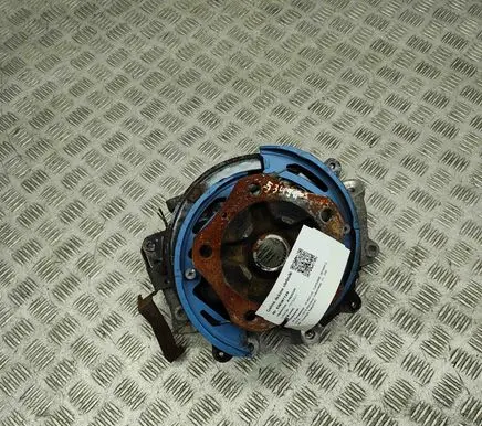 Rear wheel hub