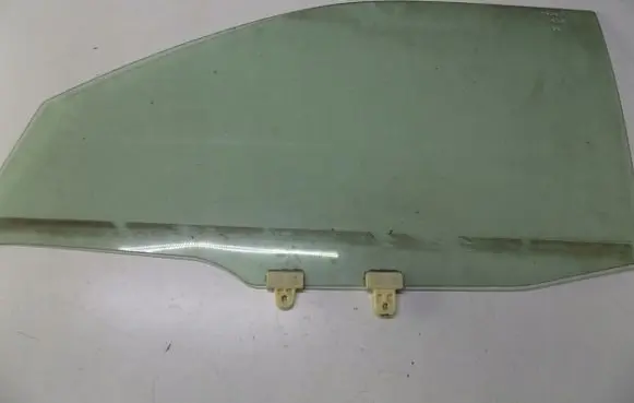 Nissan X-Trail T30 Sliding door window/glass 89324jklsd12534