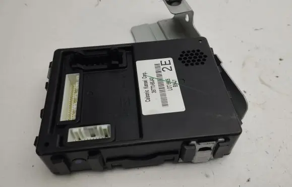 Suzuki Grand Vitara II Comfort/convenience module 3677065J40