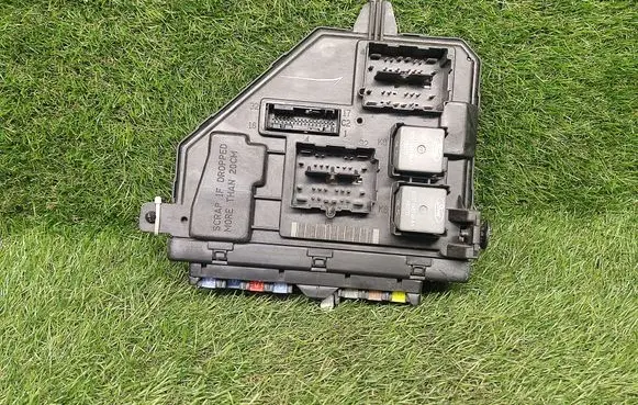 Ford Explorer Power management control unit 6L2T14B476AT