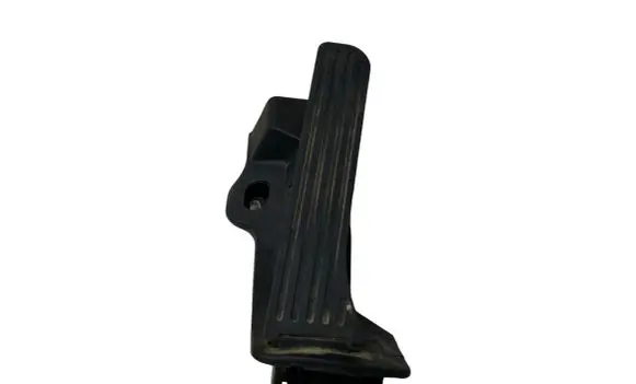 Volkswagen Tiguan Accelerator throttle pedal 65102100 65102011