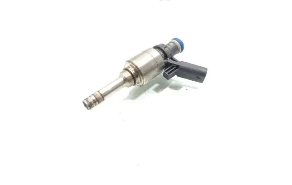 Audi A3 S3 8P Fuel injector 06H906036B 026150033
