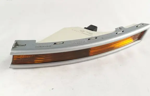 Volkswagen PASSAT B6 Front indicator light 300953041J 3C0807717