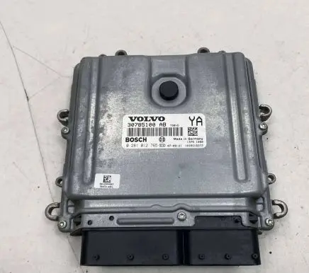 Volvo XC70 Engine control unit/module 30785100 1039S18372 0281012765