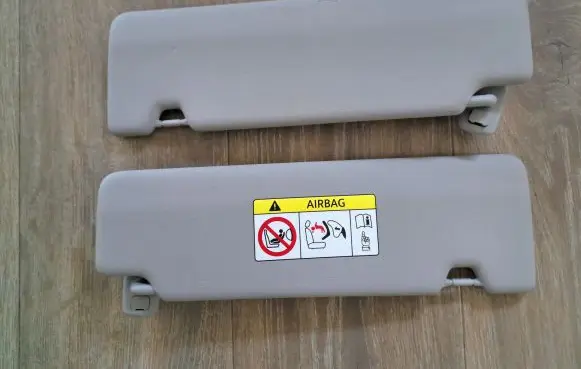 BMW X2 F39 Sun visor 7472088