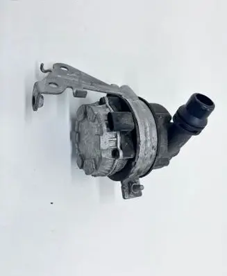 Mercedes-Benz C W205 Electric auxiliary coolant/water pump A0005002686