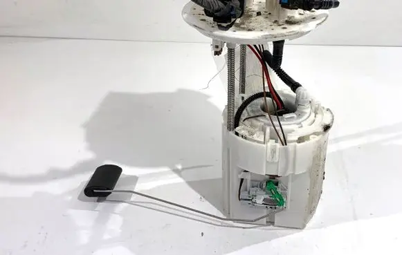 Hyundai Kona I In-tank fuel pump 33040J9200