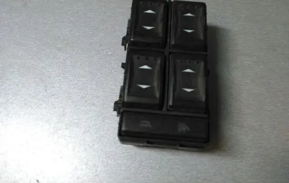Ford Mondeo Mk III Electric window control switch 03163451 1S7T14A132BD