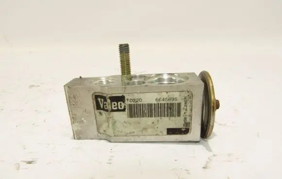 Air conditioning (A/C) expansion valve