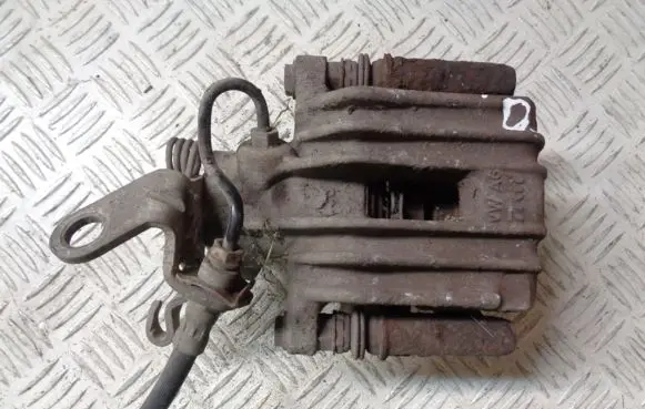 Volkswagen Golf Plus Rear brake caliper