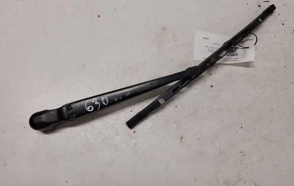 Citroen Berlingo Rear wiper blade arm