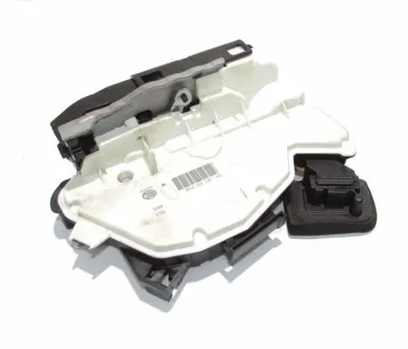 Volkswagen Polo V 6R Front door lock 5K1837016E