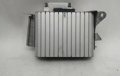 Audi A8 S8 D3 4E Sound amplifier 4E0035465