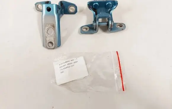Mitsubishi ASX Rear door hinge set 