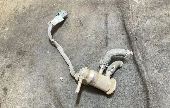 Renault Trafic III (X82) AdBlue injector 208997976R M236401763