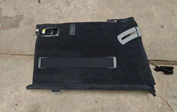 BMW 5 F10 F11 Trunk/boot side trim panel 51479168495 9168495 52107010