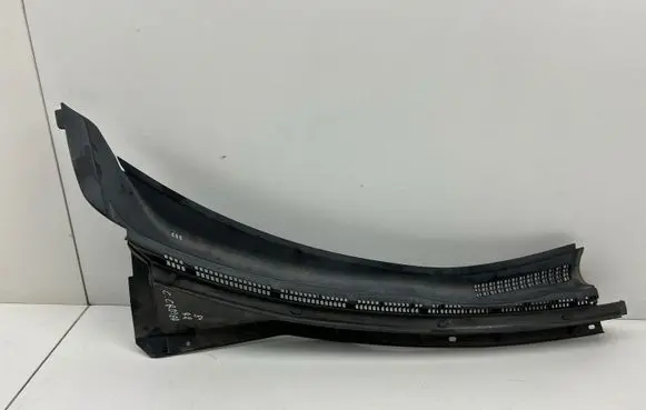 Citroen C-Crosser Wiper trim