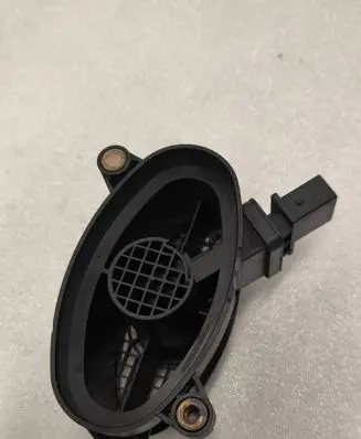 BMW 5 E60 E61 Mass air flow meter 7788744 7682915 0928400504