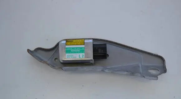 Lexus GS 300 350 430 450H Airbag deployment crash/impact sensor 8983430020