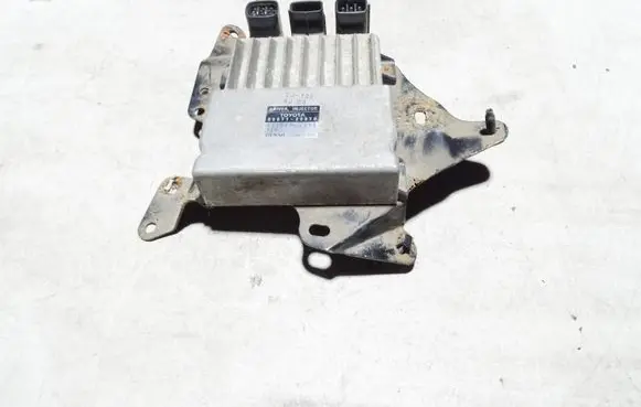 Lexus IS 220D-250-350 Fuel injection control unit/module 8987120070 1310001371