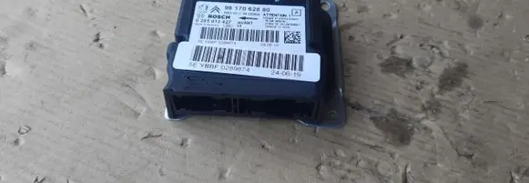 Opel Vivaro Airbag control unit/module 9817062880